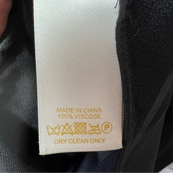 Kate Spade Crepe Ruffled Black Button Down Romper Size 2 - Picture 7 of 7